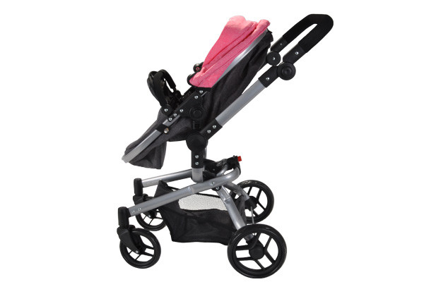 Met boodschappenmandje.