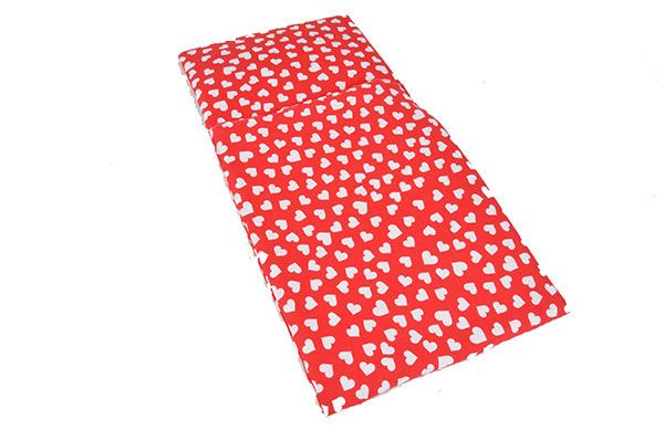 Poppendekentje roze met wit hartje.